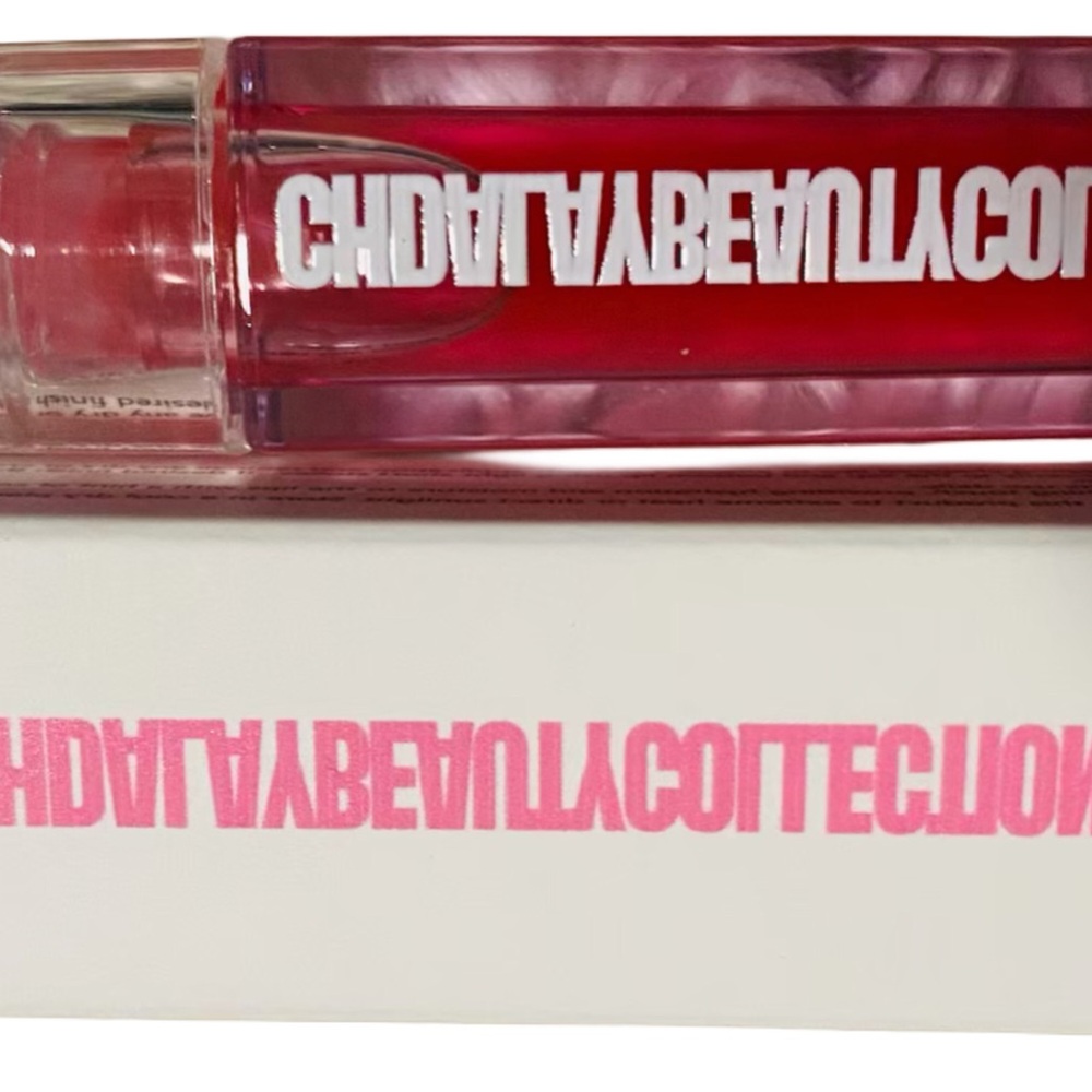 Lip oil roller